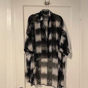 Sheer high/low Millau button down top